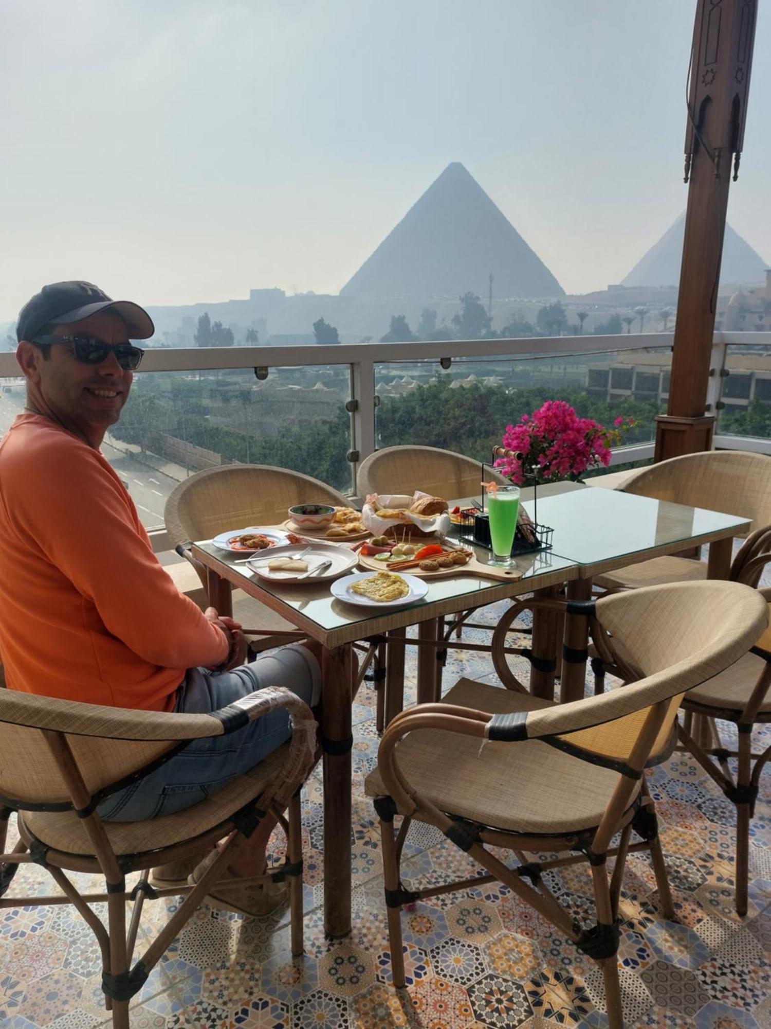 Doudou Pyramids View Hotel Kafrat al Jabal ภายนอก รูปภาพ