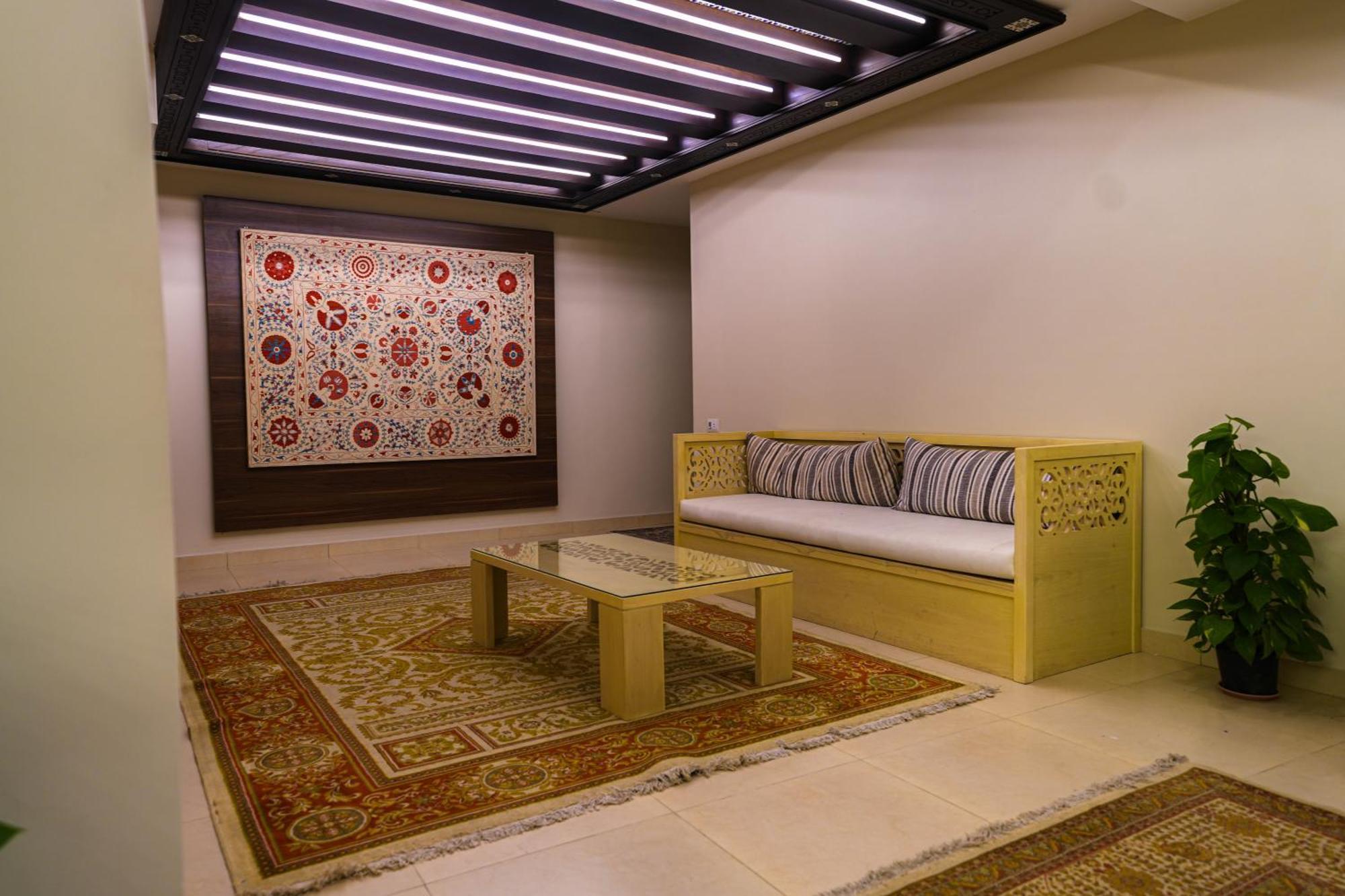 Doudou Pyramids View Hotel Kafrat al Jabal ภายนอก รูปภาพ