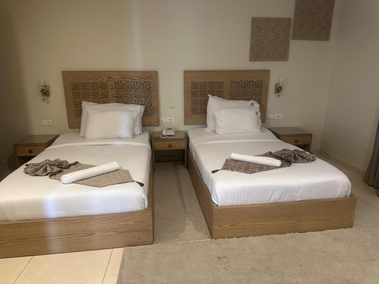 Doudou Pyramids View Hotel Kafrat al Jabal ภายนอก รูปภาพ